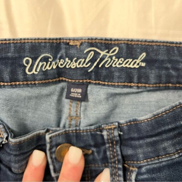 Universal threads high rise skinny ankle jeans size 4 and 6- - Picture 3 of 8